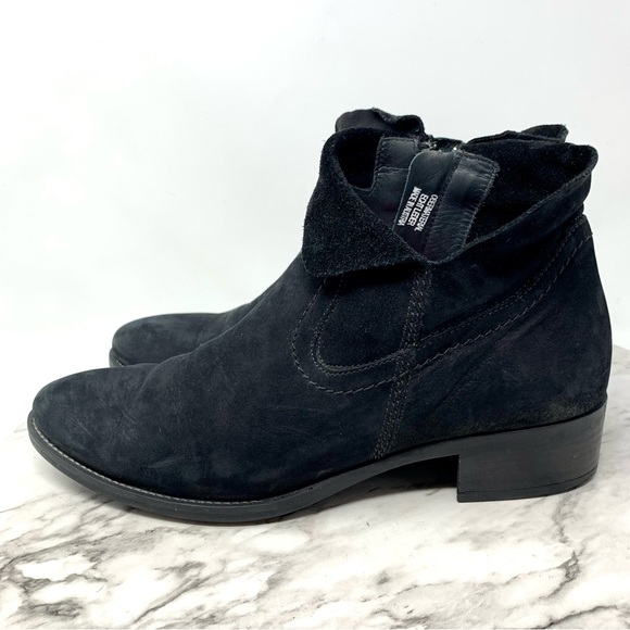 Paul Green Pammela Nubuck Booties 6/8.5 Soft Edgy Classic Minimalist Moto Luxe - Picture 3 of 16